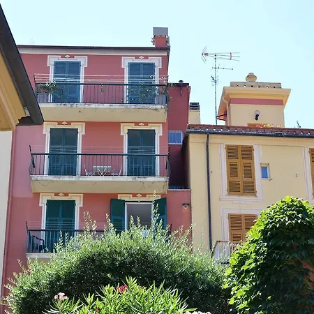 Apartament House Matilde By Holiday World Sestri Levante