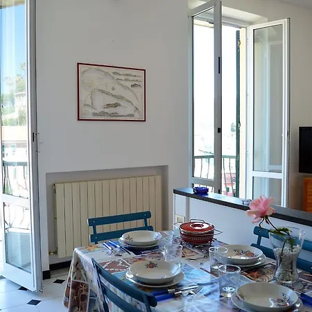 Apartament House Matilde By Holiday World Sestri Levante